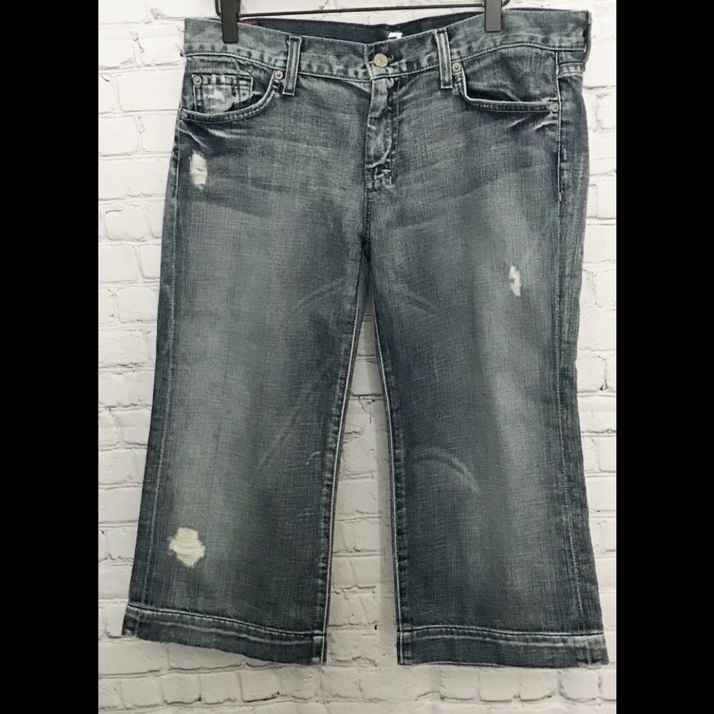 🌼 7 For All Mankind | Dojo Capri | Med Wash | 31